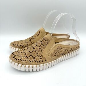 Ilse Jacobsen Tan Mules with White Soles